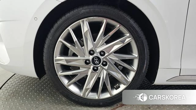 Hyundai The New Grandeur IG id 4619486 из Кореи 32