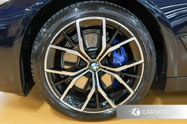 BMW 5 Series (G30) id 3383791 из Кореи 15