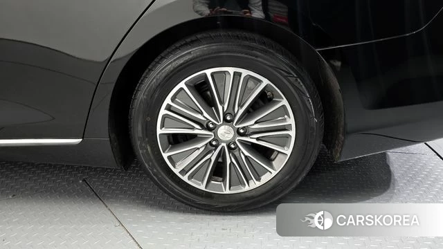 Hyundai Grandeur IG Hybrid id 3821041 из Кореи 15