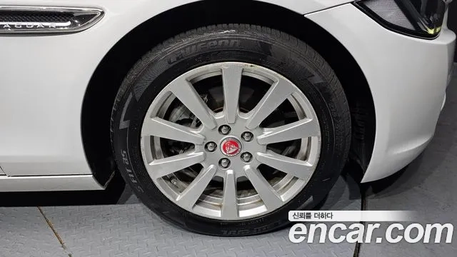 Jaguar XE id 2870673 из Кореи 15