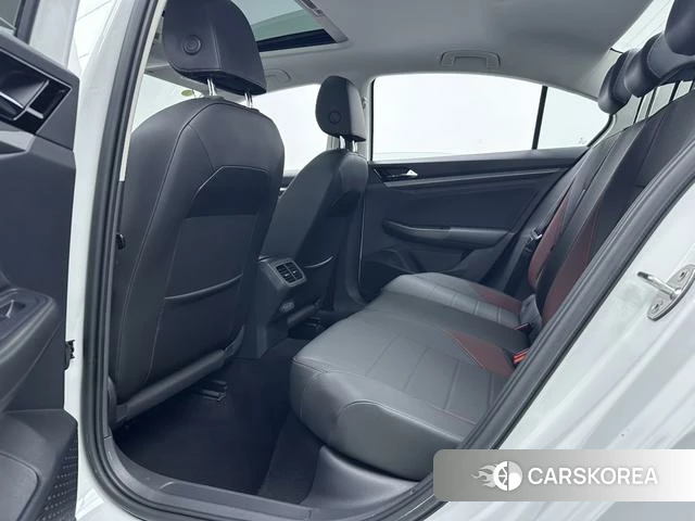 Volkswagen Bora id 4277086 из Китая 17