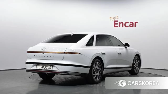 Hyundai Grandeur (GN7) id 3826250 из Кореи 15
