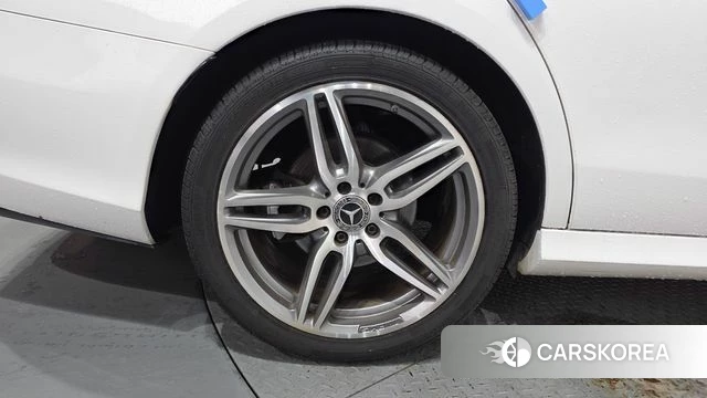 Mercedes-Benz E-Class W213 id 4605271 из Кореи 31