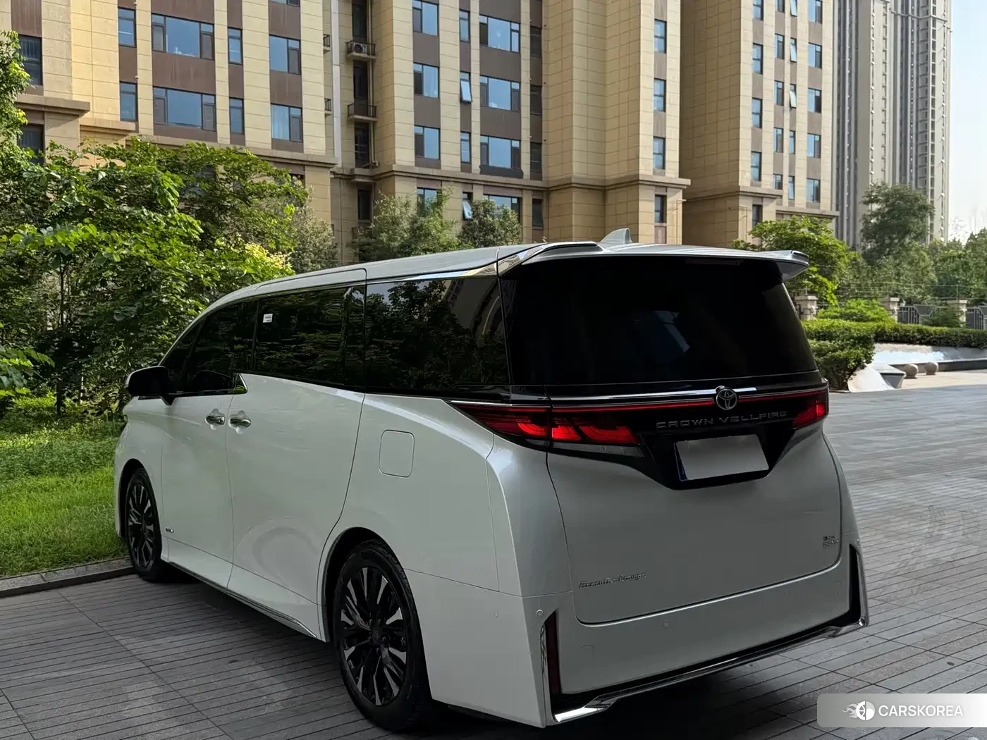 Toyota Vellfire id 4679762 из Китая 10