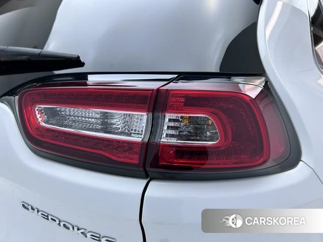 Jeep Free light id 4216893 из Китая 25