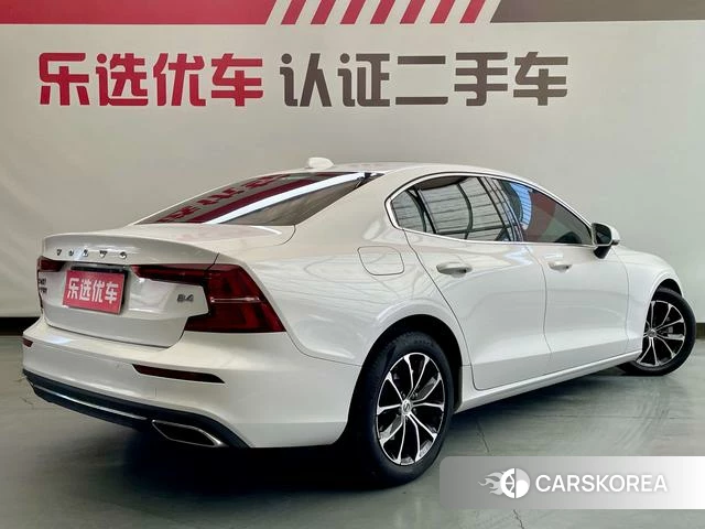 Volvo S60 id 4240847 из Китая 12