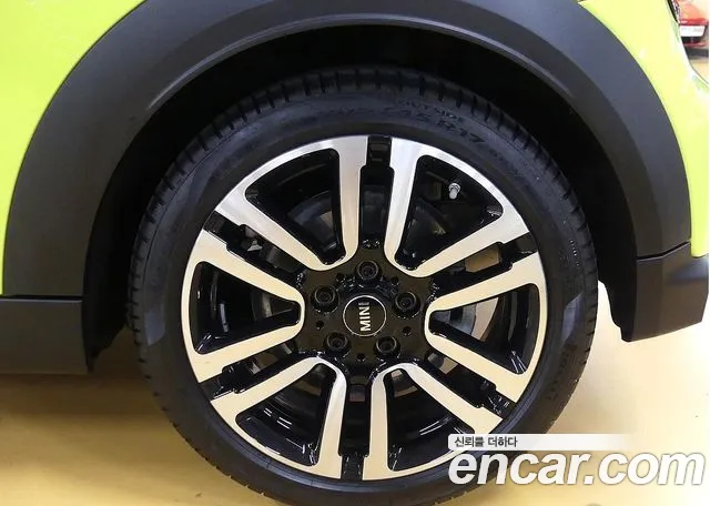 Mini Cooper S Convertible id 2457929 из Кореи 15