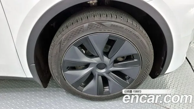 Tesla Model Y id 2703622 из Кореи 15