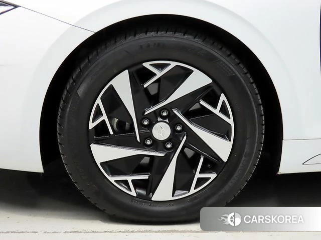Hyundai The New Grandeur IG Hybrid id 4887308 из Кореи 15