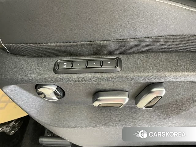 Volkswagen Tourang id 4207255 из Китая 31