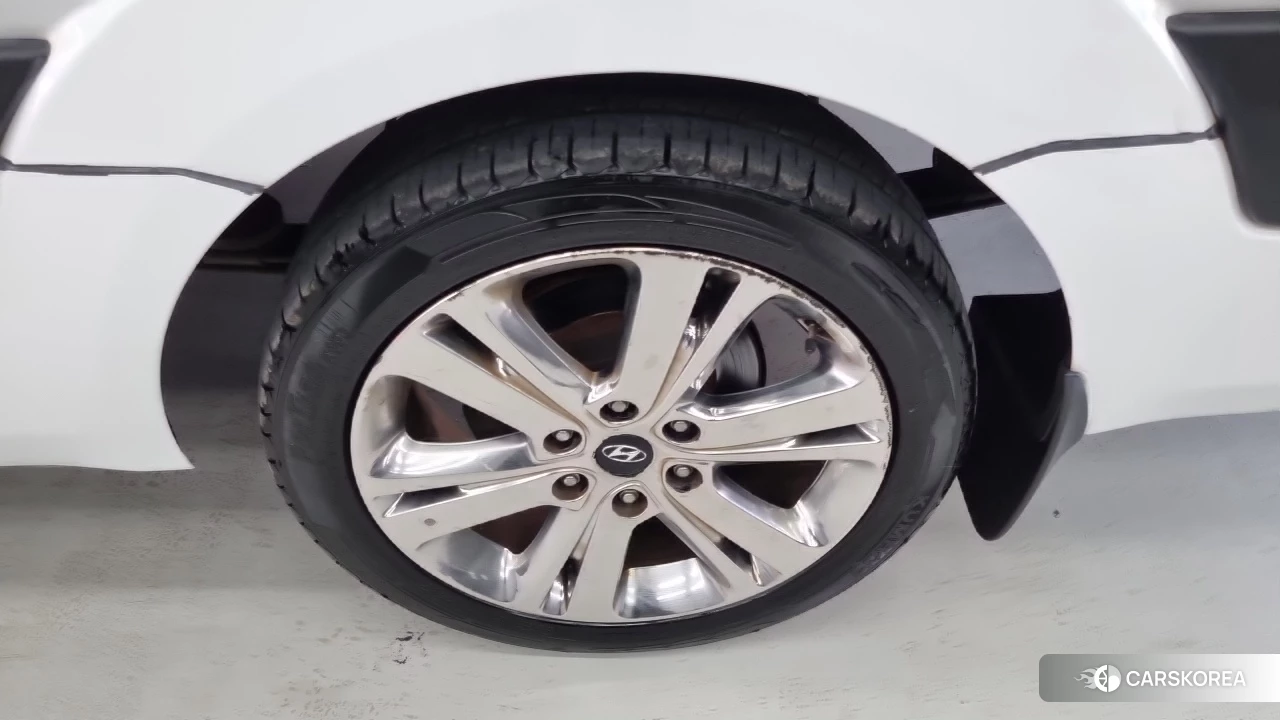 Hyundai Solati id 4625192 из Кореи 13
