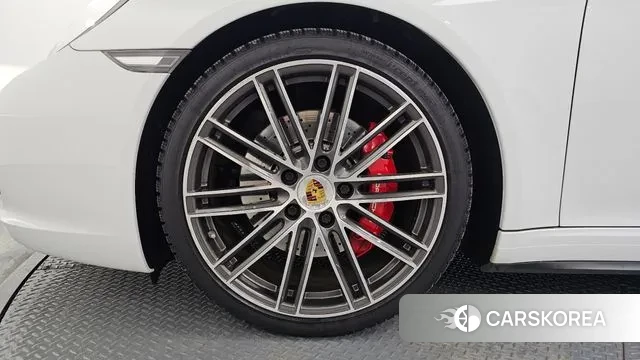 Porsche 911 id 3766869 из Кореи 15