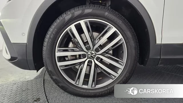 Volkswagen Tiguan Allspace id 3649870 из Кореи 16