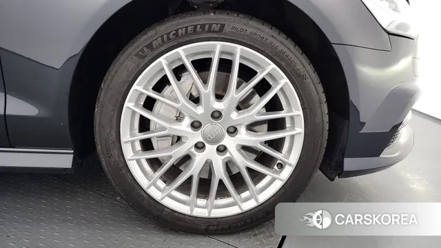 Audi New A6 id 3656600 из Кореи 15