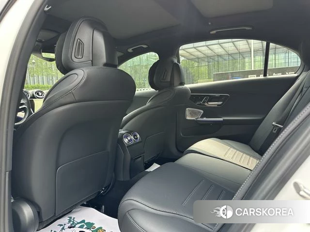 Mercedes-Benz Class C id 4271319 из Китая 17