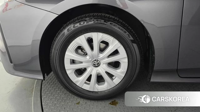Toyota Prius 4th Generation id 4309391 из Кореи 25