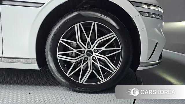 Genesis G90 (RS4) id 3316239 из Кореи 15