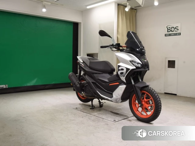 Aprilia SR GT200 2023 из Японии, фото 3