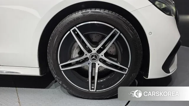 Mercedes-Benz E-Class W214 id 3769447 из Кореи 15