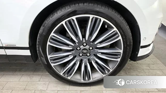 Land Rover Range Rover Velar id 3608105 из Кореи 15