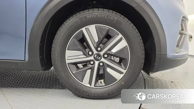 Kia The New Niro id 3434368 из Кореи 15