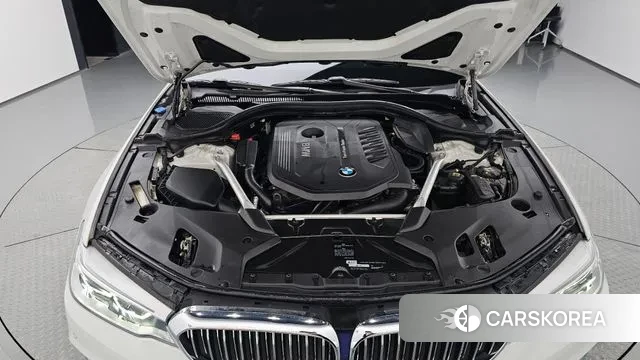 BMW 5 Series (G30) id 3672591 из Кореи 15