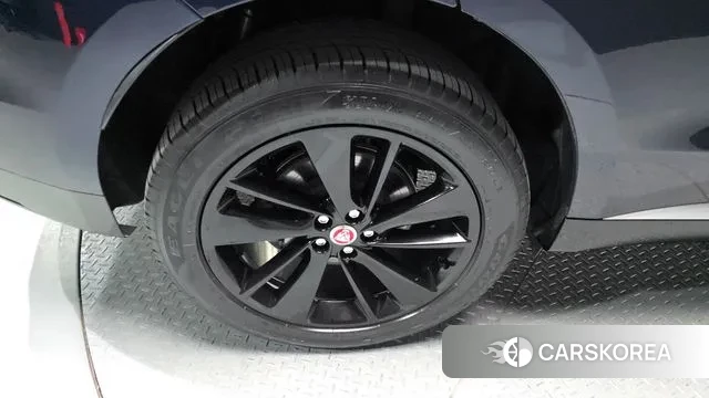 Jaguar F-PACE id 3437764 из Кореи 15