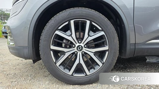 Renault Korea (Samsung) The New QM6 id 4519162 из Кореи 29