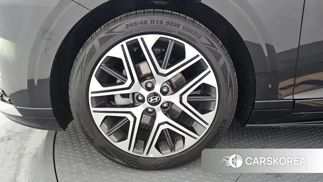 Hyundai Grandeur Hybrid (GN7) id 3769801 из Кореи 15