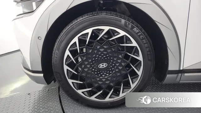 Hyundai Ionic 5 id 3310622 из Кореи 15