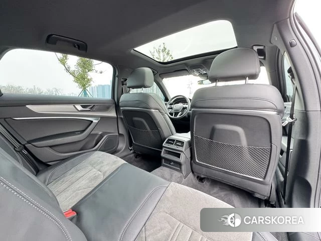 Audi A6L 2021 Черный из Китая, фото 5