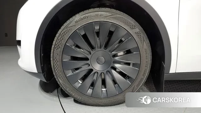 Tesla Model Y id 2884005 из Кореи 15