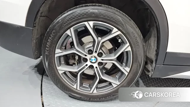 BMW X1 (F48) id 3479167 из Кореи 15