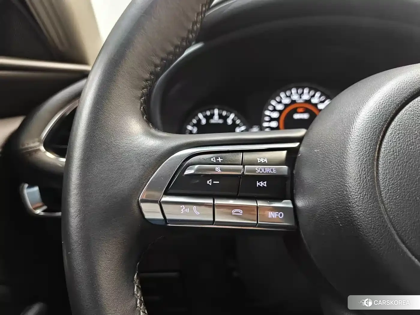 Mazda 3 id 4538767 из Китая 14