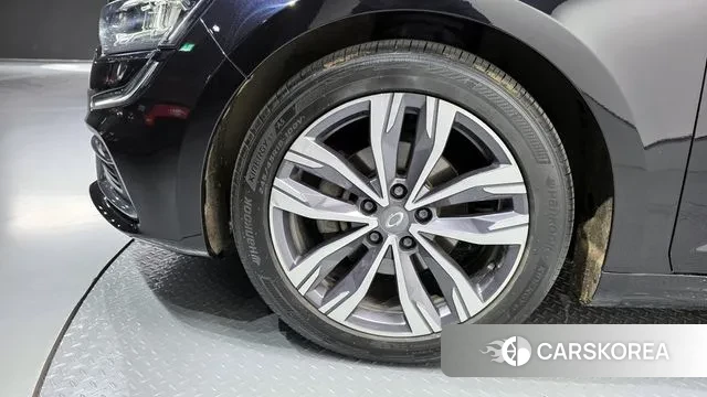 Renault Korea (Samsung) The New SM6 id 3614998 из Кореи 15