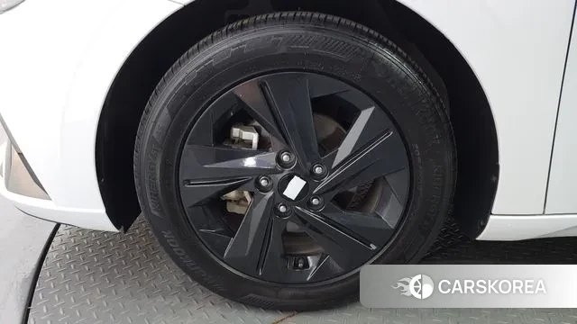 Hyundai Avante Hybrid (CN7) id 3027432 из Кореи 15