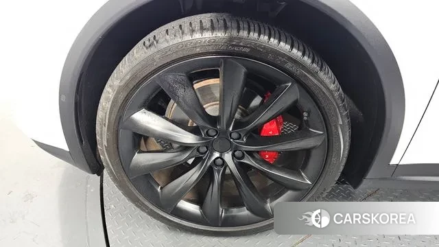 Tesla Model X id 3356258 из Кореи 15