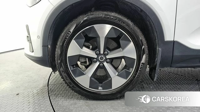 Volvo XC40 id 3892001 из Кореи 15