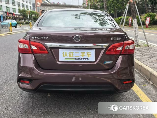 Nissan Xuan Yi id 4235641 из Китая 12