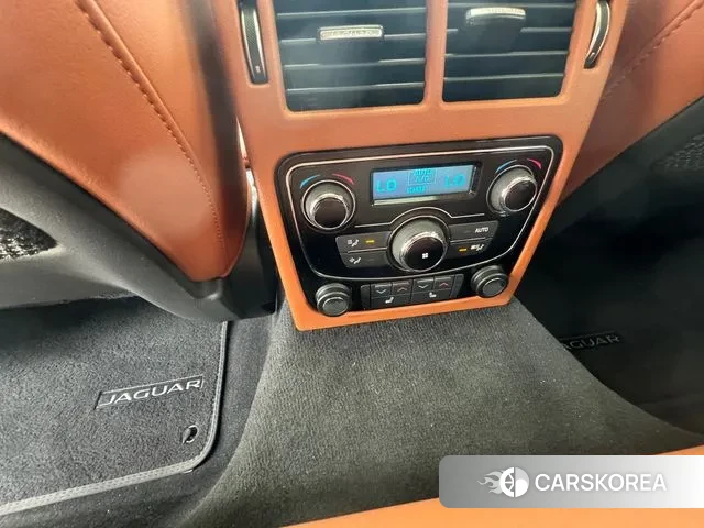 Jaguar XF (X260) 2019 Белый из Кореи, фото 6