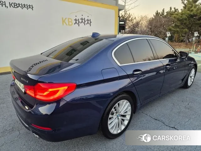 BMW 5 Series (G30) id 3593290 из Кореи 14