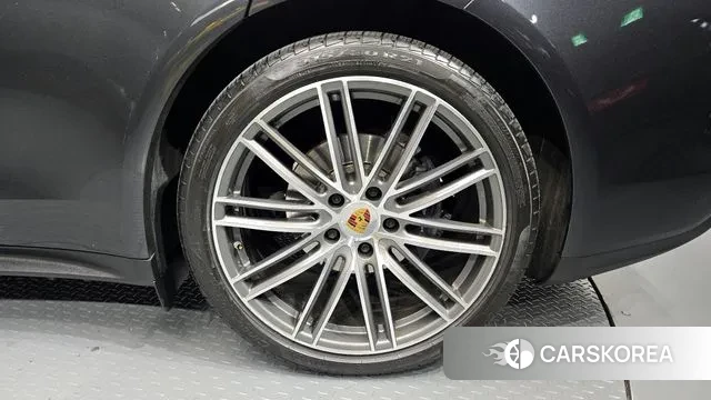 Porsche Panamera (971) id 3444832 из Кореи 15