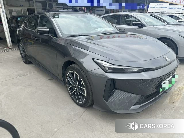 Chang'an UNI-V Smart iDD id 4368297 из Китая 8