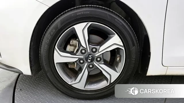 Kia Come New K3 id 3531357 из Кореи 15