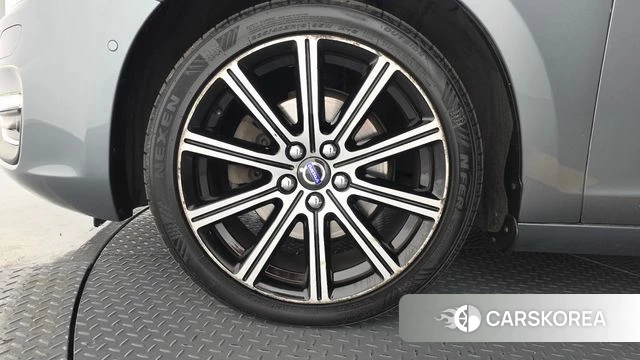 Volvo S60 id 4305173 из Кореи 29