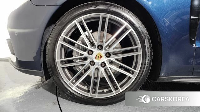 Porsche Panamera (971) id 3834399 из Кореи 15