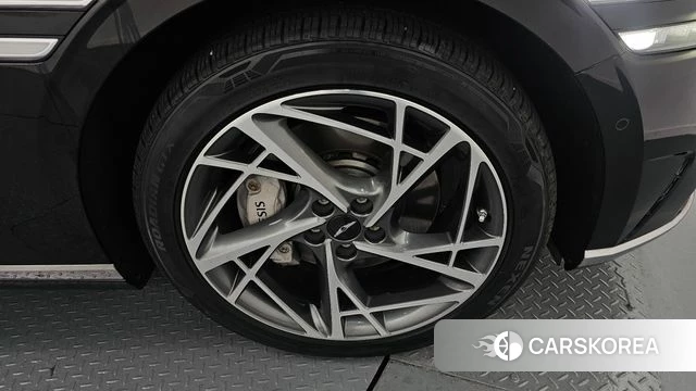 Genesis G90 (RS4) id 3793741 из Кореи 15