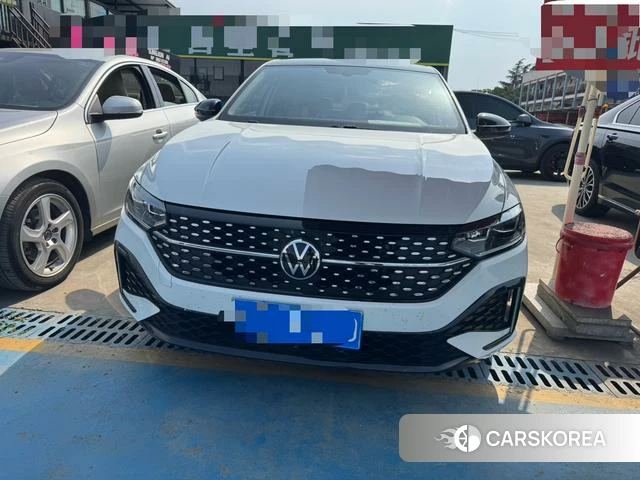 Volkswagen Lavida 2023 Белый из Китая, фото 5