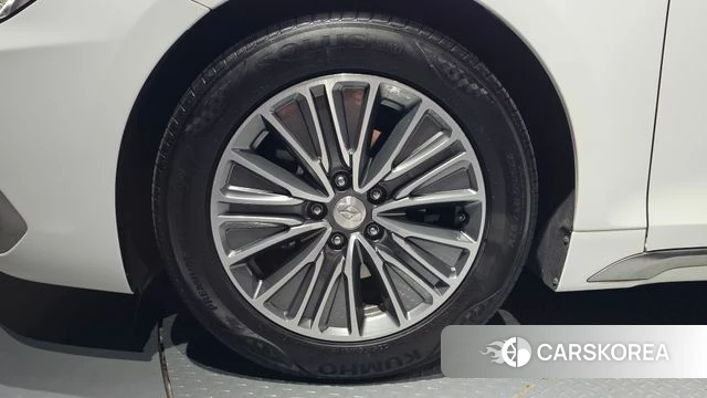 Hyundai Grandeur IG Hybrid id 4520423 из Кореи 34