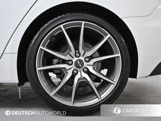 Genesis The New G70 id 3545196 из Кореи 15